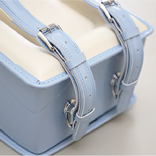 S字型の肩ベルト