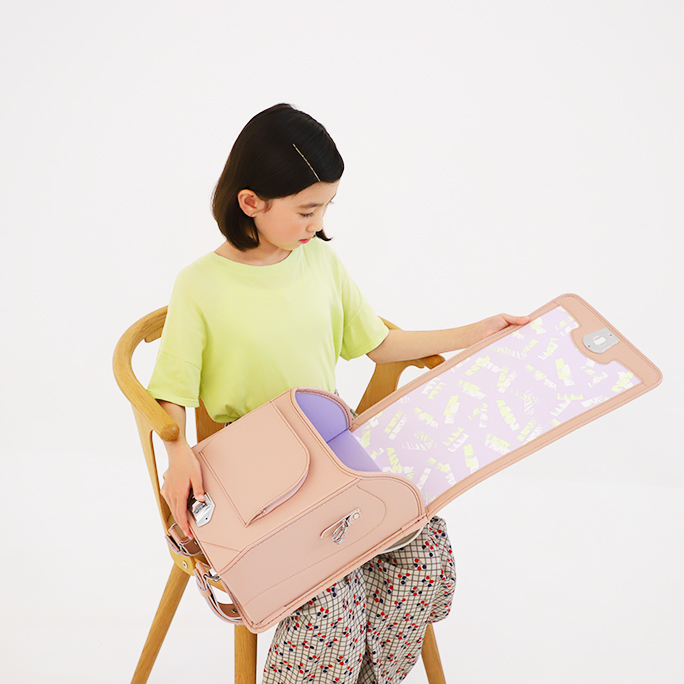 アタラ ランドセル ひらひら