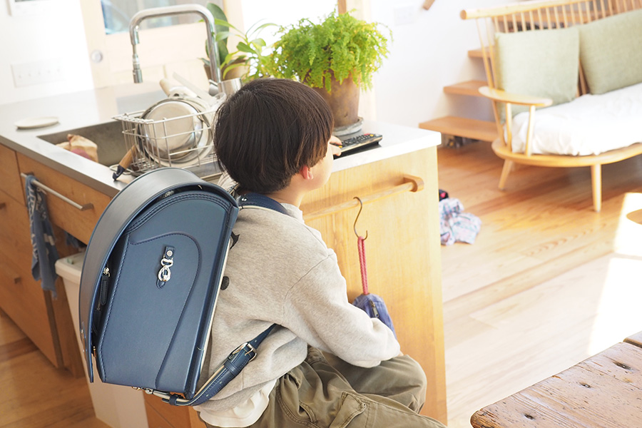 「こかげ」のランドセルを背負う晴太郎くん